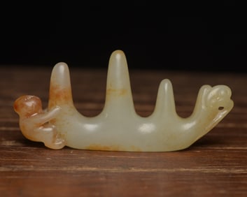 An Exquisite White Jade Brush Holder