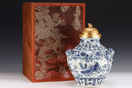 A Huge Blue and White Figure Pattern Beast-Ears Jar , with Gilt Cover