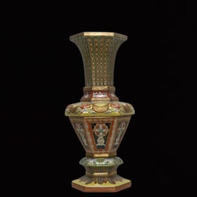 A Huge Enamel Painted Gold Flower Pattern Vase