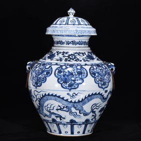 A Huge Blue and White Dragon and Phoenix Pattern Beast-Ears Cover Jar