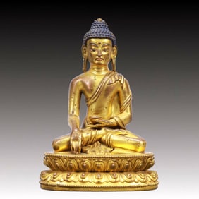 A Solemn Gilt Bronze Statue of Sakyamuni