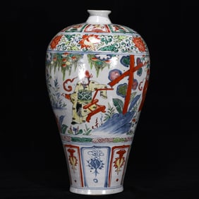 A Huge Blue and White Wucai Character and Story Pattern Vase