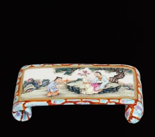 An Exquisite Famille-Rose Character and Story Pattern Paper Weights