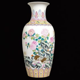 A Huge Famille-Rose Flower and Bird Pattern Vase,With Poem