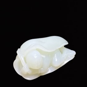 An Exquisite White Jade Figure Hand Piece