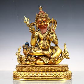 A Exquisite Gilt Bronze Statue of Heavenly King