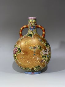 An Exquisite Iron-Red Painted Gold Lotus Pattern Dragon Pattern Double-Ears Vase