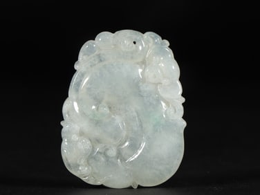 An Exquisite Jadeite Dragon Pattern Pendant