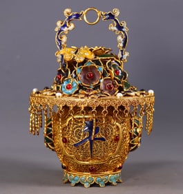 An Exquisite Gilt Bronze Inlaid Gems Flower basket