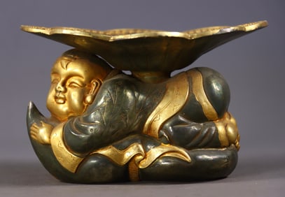 An Exquisite Gilt Bronze Dragon and Phoenix Pattern Ornament