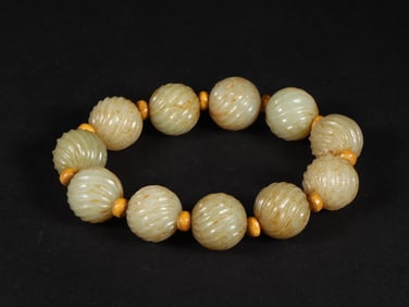 An Exquisite White Jade Bracelets