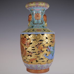 An Exquisite Enamel Green Ground Lotus Pattern Dragon Pattern Double-Ears Vase