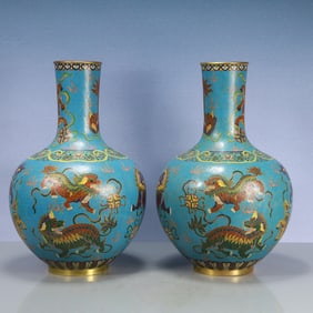 A Exquisite A pair of Cloisonne Lotus Pattern Auspicious Beast Pattern Vase