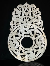 An Exquisite White Jade Dragon Pattern Ornament
