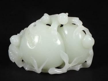 An Exquisite White Jade Character and Story Pattern Ornament
