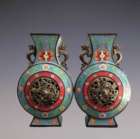 A Pair of Exquisite Cloisonne Dragon Pattern Flower Pattern Double-Ears Vase Ornament
