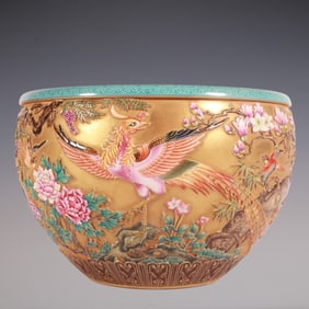 An Exquisite Enamel Flower and Bird Pattern Brush Washer
