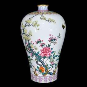 A Rare Enamel Painted Gold Flower and Bird Pattern Vase,With Poem