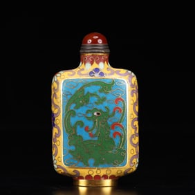 An Exquisite Cloisonne Flower and Phoenix Pattern Snuff Bottle