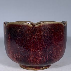 An Exquisite Jun yao Purple Glazed Bowl