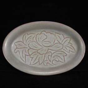 An Exquisite Ru yao Flower Pattern Brush Washer