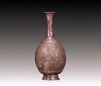 An Exquisite Silver Phoenix Pattern Vase