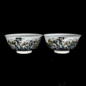 A Pair of Exquisite Enamel Landscape and Figure Pattern Bowls,With Poem