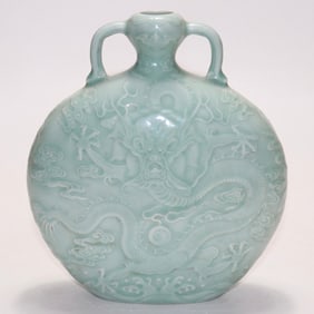 An Exquisite Celadon Glazed Seawater,Auspicious Cloud and Dragon Pattern Double-Ears Pot
