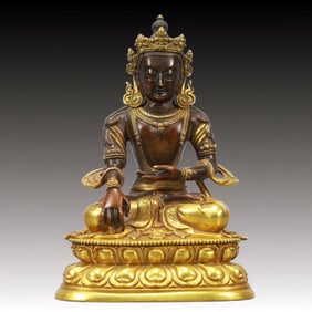 A Solemn Gilt Bronze Statue of Tara