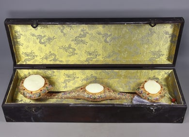 An Exquisite Gilt Inlaid White Jade Dragon and Phoenix Pattern Ruyi