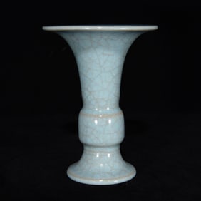 An Exquisite Ru yao Vase