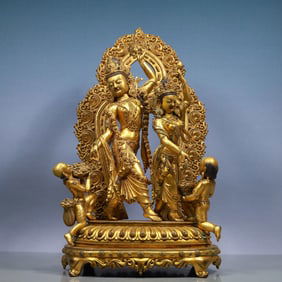 An Exquisite Gilt Bronze Buddha Statue