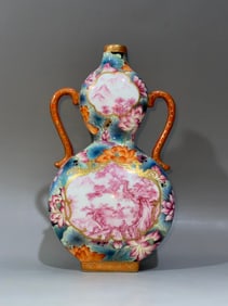 An Exquisite Ruby Red-Glazed Painted Gold Landscape and Figure Pattern Flower Pattern with poem