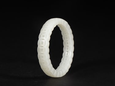 An Exquisite White Jade Bracelets