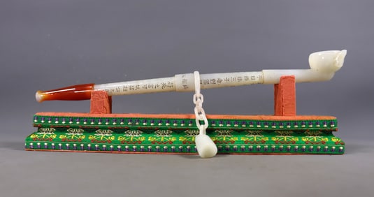 An Exquisite White Jade with poem Cigarette rod