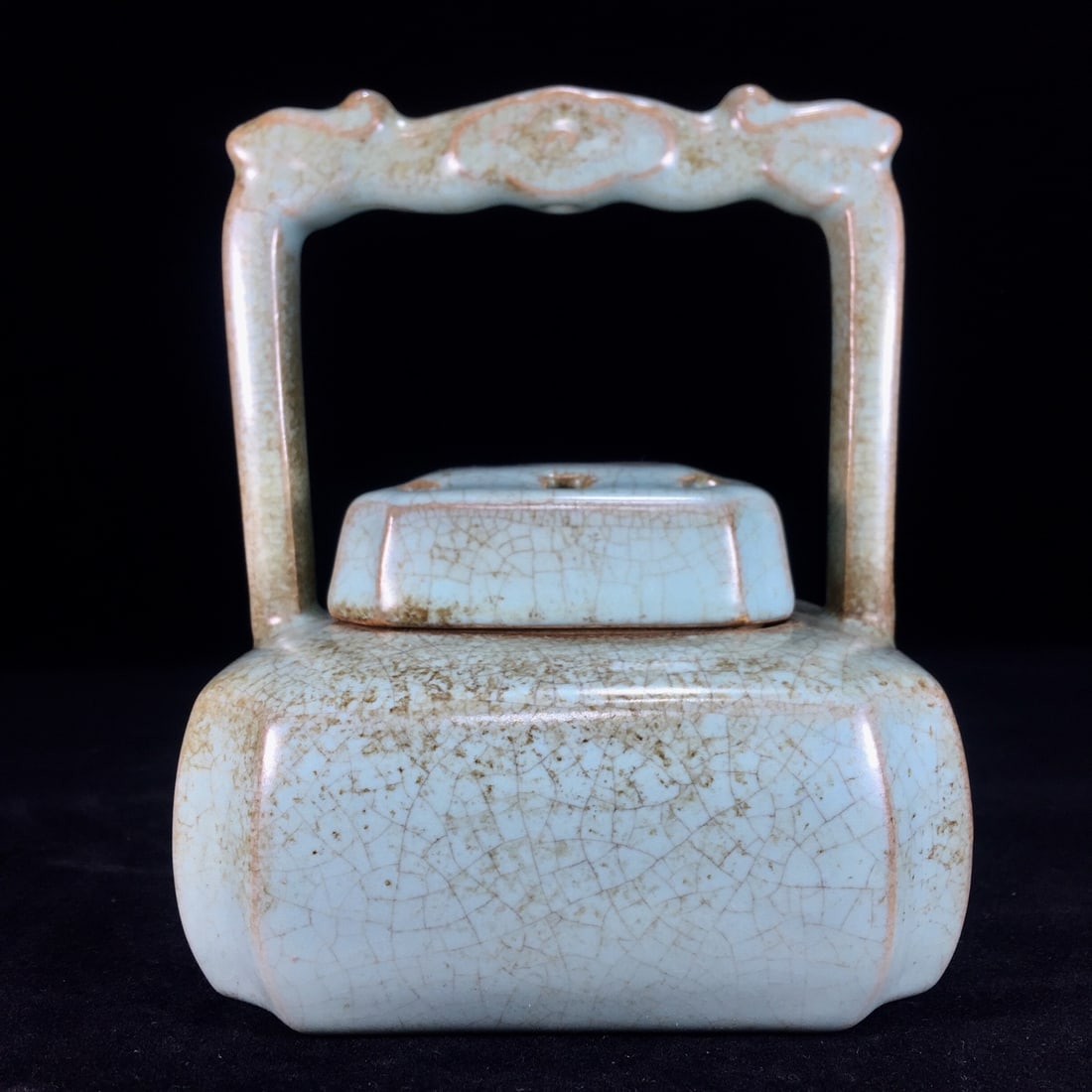 An Exquisite Ru yao Ewer (1 of 9)