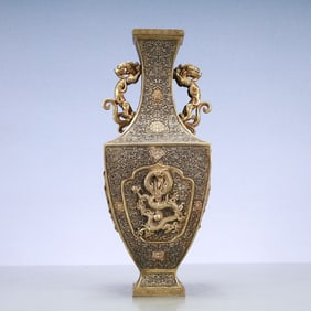 A Exquisite Gilt Silver Lotus Pattern Dragon Pattern Double-Ears Vase