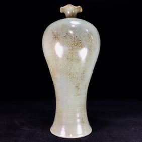 An Exquisite Ru yao Vase