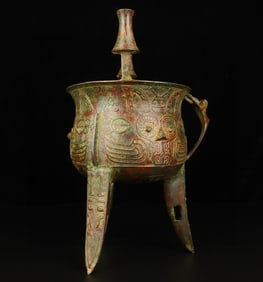 A Exquisite Bronze Beast-Face Pattern Double-Ears and Tripod Cup