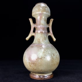 An Exquisite Jun yao Double-Ears Vase