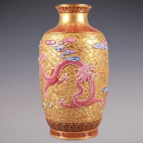 An Exquisite Enamel Dragon Pattern Seawater Pattern Vase