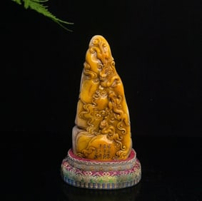 An Exquisite Shoushan Stone Dragon Pattern Seal