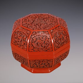 A Exquisite Carved Red Lacquer Eight Treasures Pattern Dragon Pattern Box