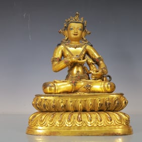 A Exquisite Gilt Bronze Statue of Tara