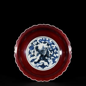 An Exquisite Ji Red Glazed Blue and White Dragon Pattern Plate