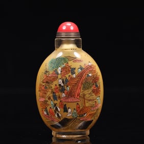 An Exquisite Glass Figure Pattern Snuff Bottle