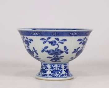 An Exquisite Blue and White Flower and Fruit Pattern Stem Bowl
