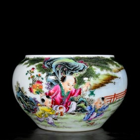 An Exquisite Enamel Character and Story Pattern Brush Washer,With Poem