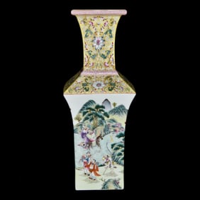 A Huge Famille-Rose Landscape and Figure Pattern Vase