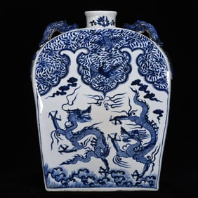 A Huge Blue and White Lotus,Dragon and Phoenix Pattern Vase